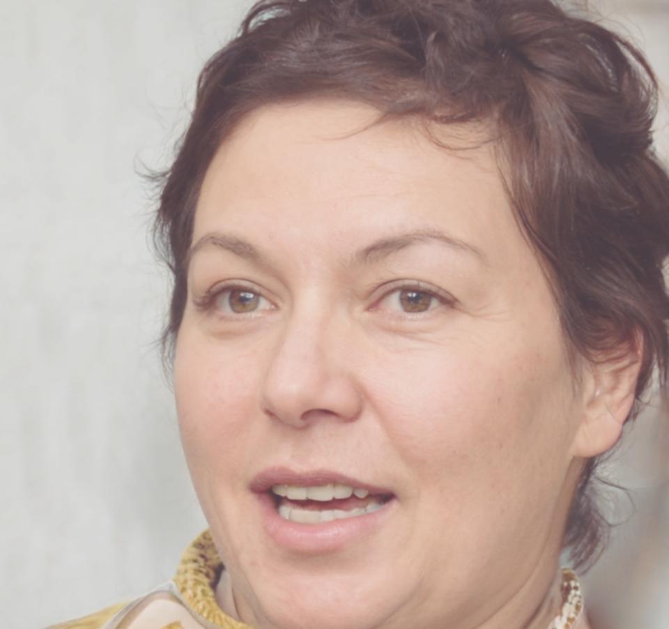 Elira Montravaux, Directora de Cultura Corporativa en lipureoasi